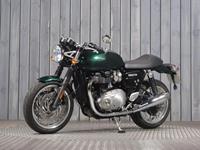 TRIUMPH THRUXTON 1200