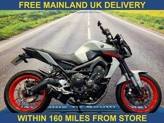 YAMAHA MT-09 