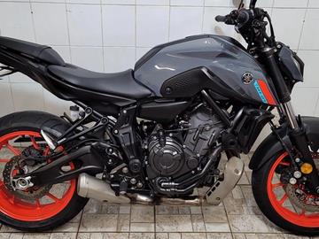 YAMAHA MT-07