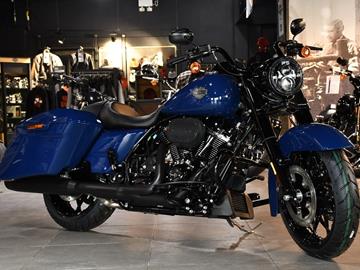 HARLEY-DAVIDSON ROAD KING