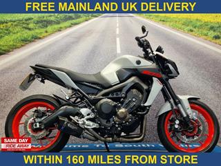 YAMAHA MT-09 