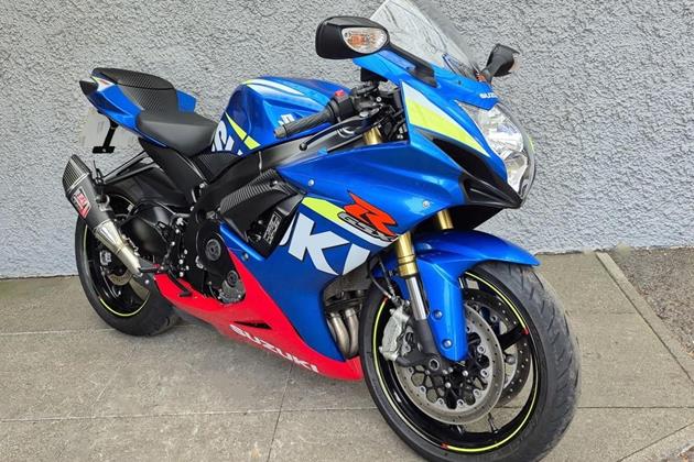 SUZUKI GSX-R750