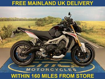 YAMAHA MT-09