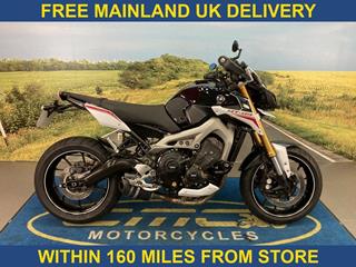 YAMAHA MT-09 