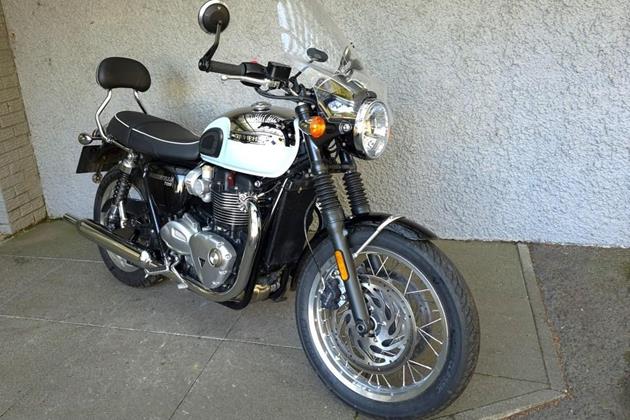 TRIUMPH BONNEVILLE T120