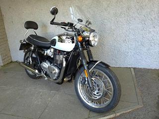 TRIUMPH BONNEVILLE T120 