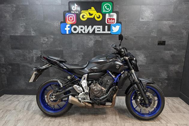 YAMAHA MT-07