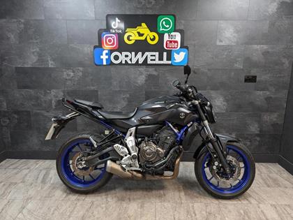 YAMAHA MT-07