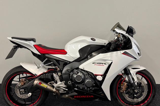 HONDA CBR1000RR FIREBLADE