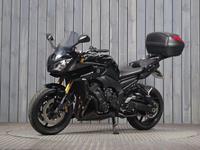 YAMAHA FAZER 8