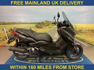 YAMAHA XMAX 125 