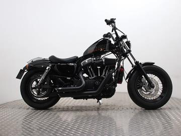 HARLEY-DAVIDSON SPORTSTER 1200