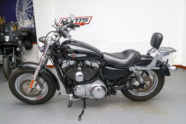 HARLEY-DAVIDSON SPORTSTER 1200