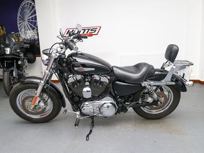 HARLEY-DAVIDSON SPORTSTER 1200