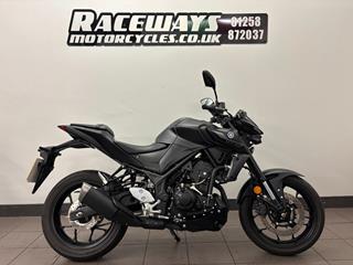 YAMAHA MT-03 