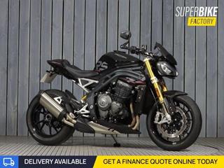 TRIUMPH SPEED TRIPLE 1200 RS 