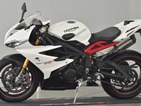 TRIUMPH DAYTONA 675