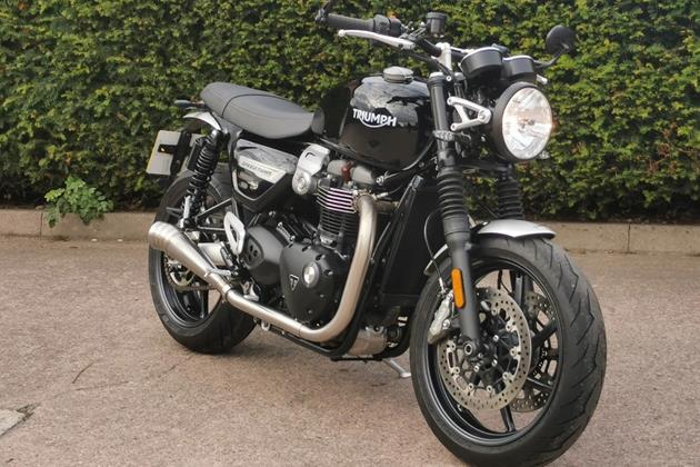 TRIUMPH SPEED TWIN 1200