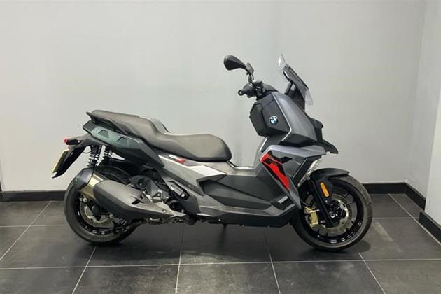 BMW C400X