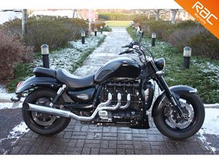 TRIUMPH ROCKET III 