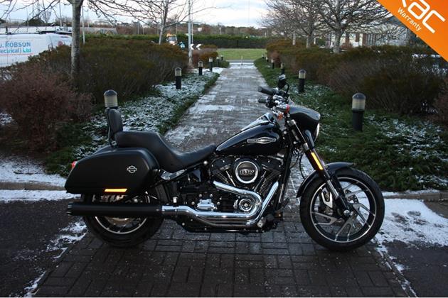 HARLEY-DAVIDSON SPORT GLIDE