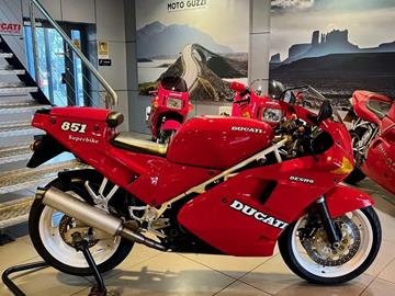 DUCATI 851