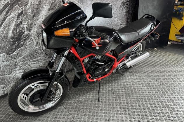 HONDA VT250