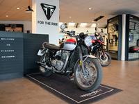 TRIUMPH BONNEVILLE T120