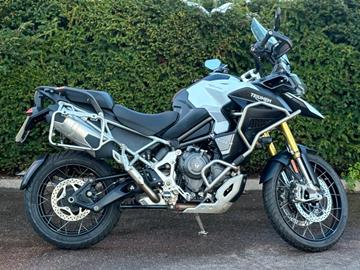 TRIUMPH TIGER 1200 RALLY EXPLORER