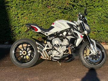 MV-AGUSTA DRAGSTER 800 RR