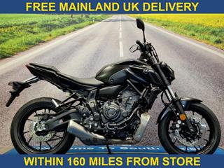 YAMAHA MT-07 