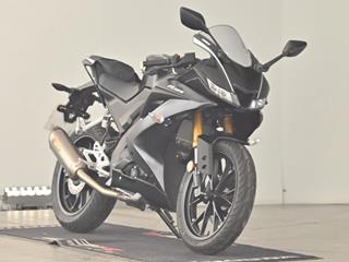 YAMAHA R125 