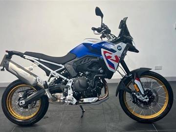 BMW F900GS