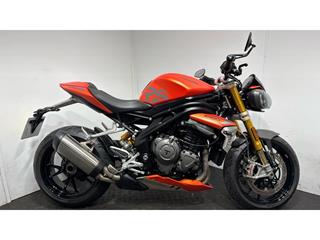 SPEED TRIPLE 1200 RS 