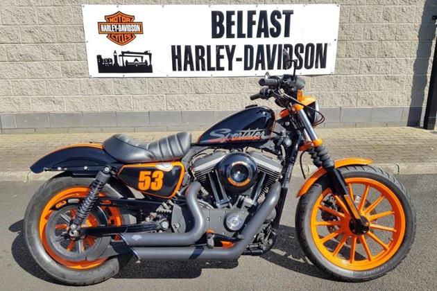 HARLEY-DAVIDSON SPORTSTER 883