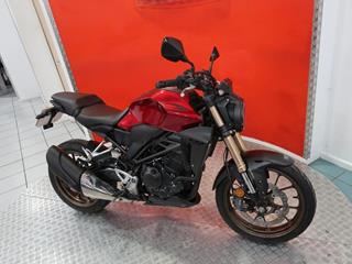 HONDA CB300R 