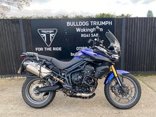 TRIUMPH TIGER 800 