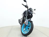 YAMAHA MT-125