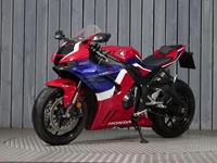 HONDA CBR1000RR FIREBLADE