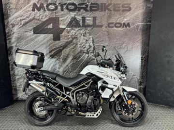 TRIUMPH TIGER 800 XR