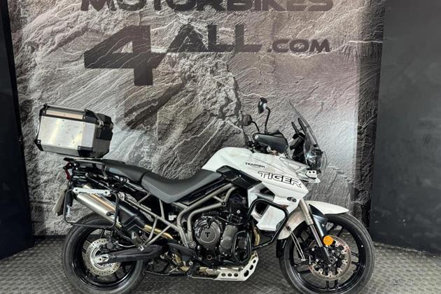 TRIUMPH TIGER 800 XR