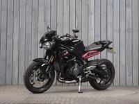 TRIUMPH STREET TRIPLE 765 R