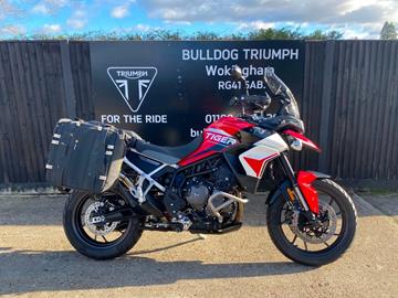 TRIUMPH TIGER 900 GT