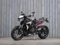 TRIUMPH STREET TRIPLE 765 RS