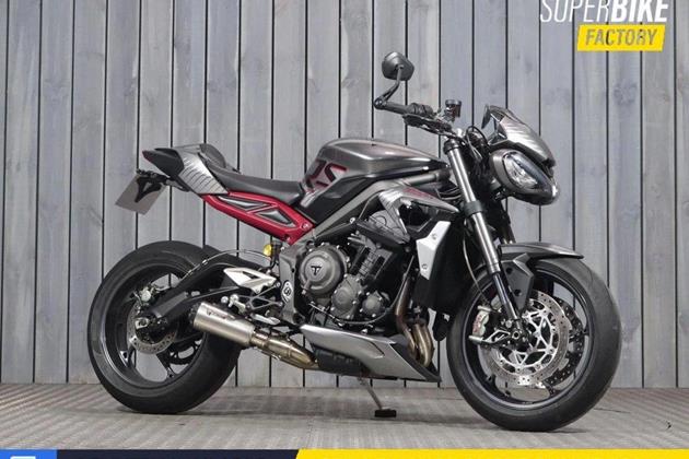 TRIUMPH STREET TRIPLE 765 RS