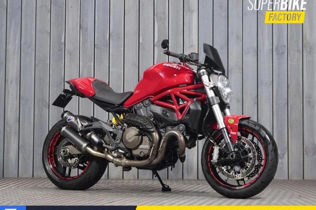 DUCATI MONSTER 821