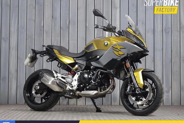 BMW F900XR