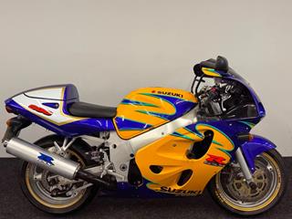 SUZUKI GSX-R600 