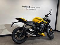 TRIUMPH STREET TRIPLE 765 RS