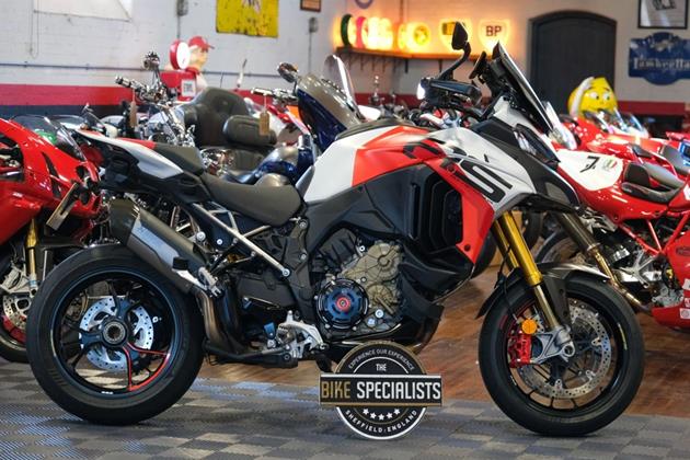 DUCATI MULTISTRADA V4